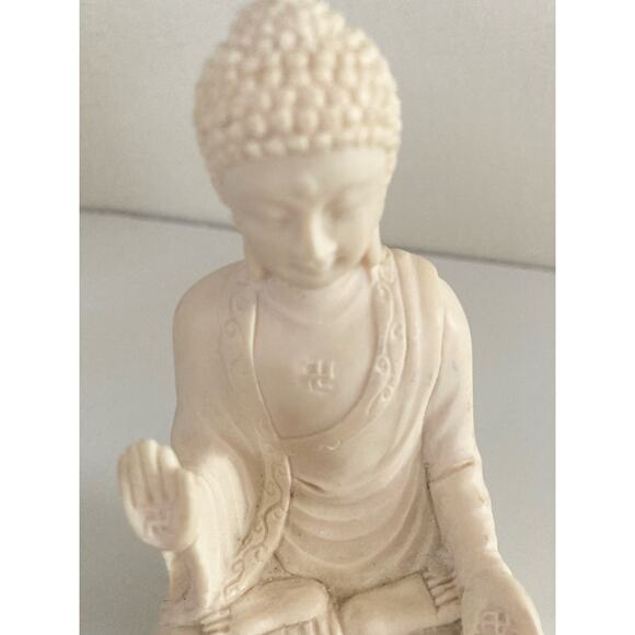 VTG Buddha Staute Figurine Ivory Color Buddhism 5" Meditation - Picture 2 of 5